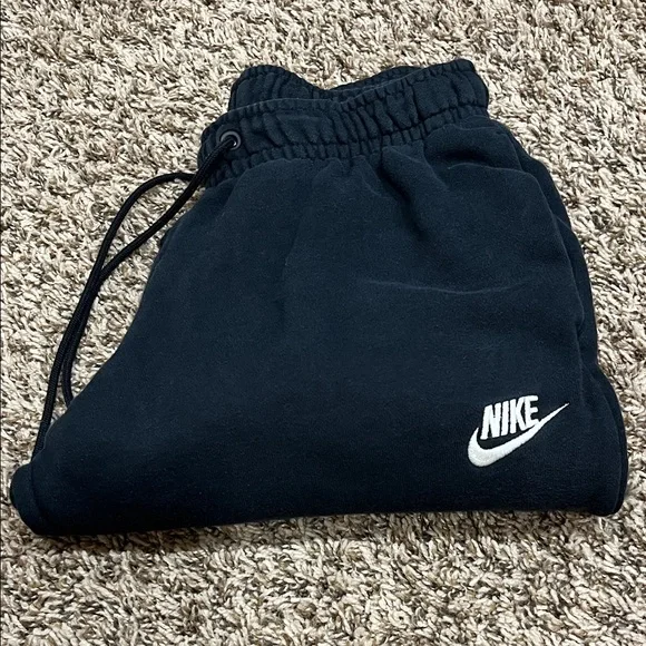 NIKE joggers - Picture 2 of 5
